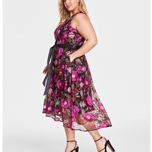 Tahari Floral Sleeveless Dress with POCKETS & Black Belt 20W